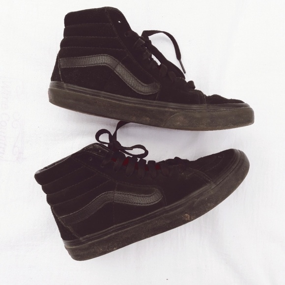 vans sk8 hi black suede mono